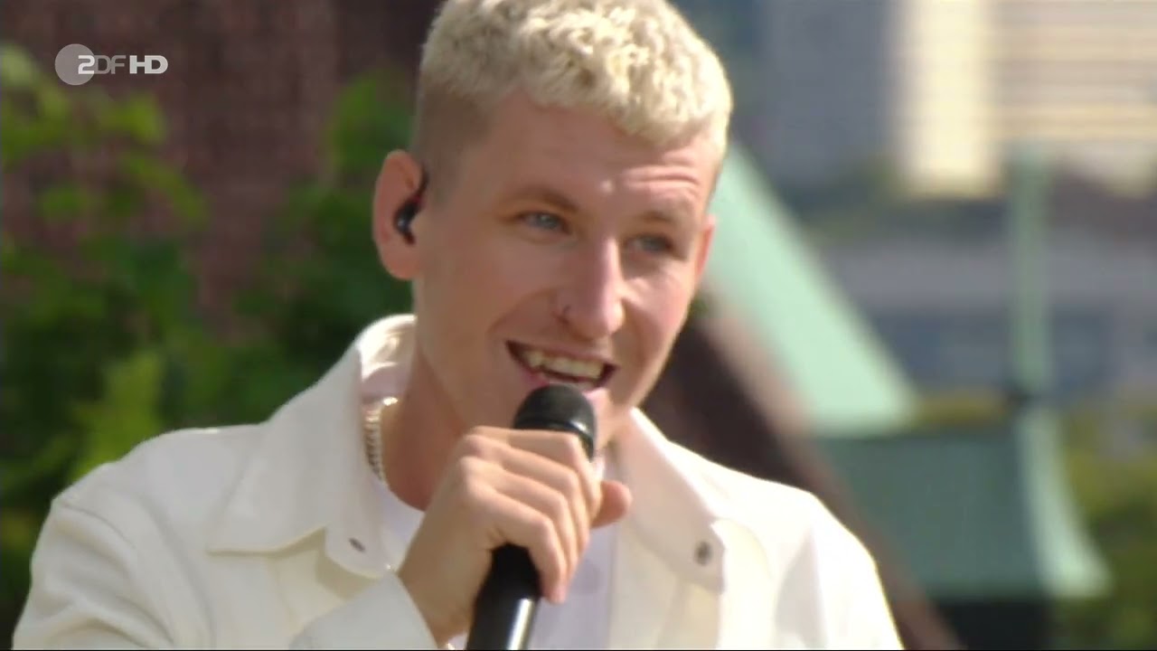 Nathan Evans - Drunken Sailor - ZDF Fernsehgarten on tour 09.10.2022