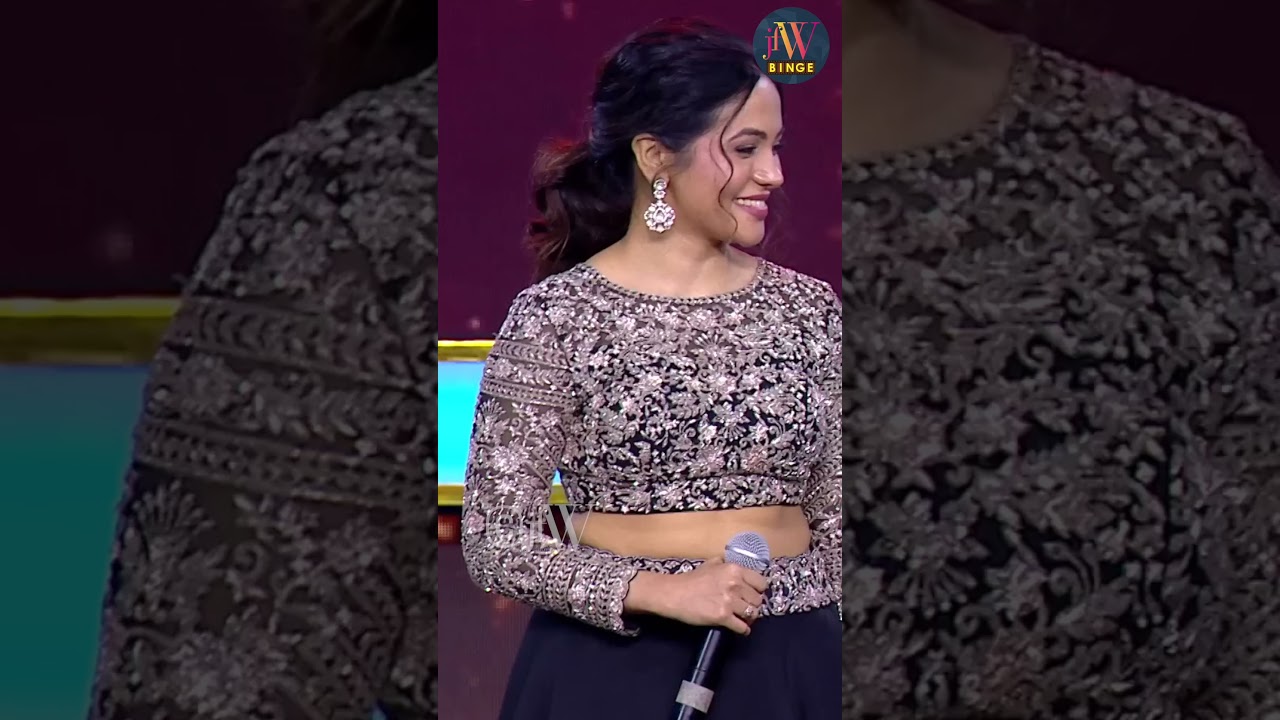 GV prakash and Bhavani Sre sing together on stage for the first time! 😍❤️