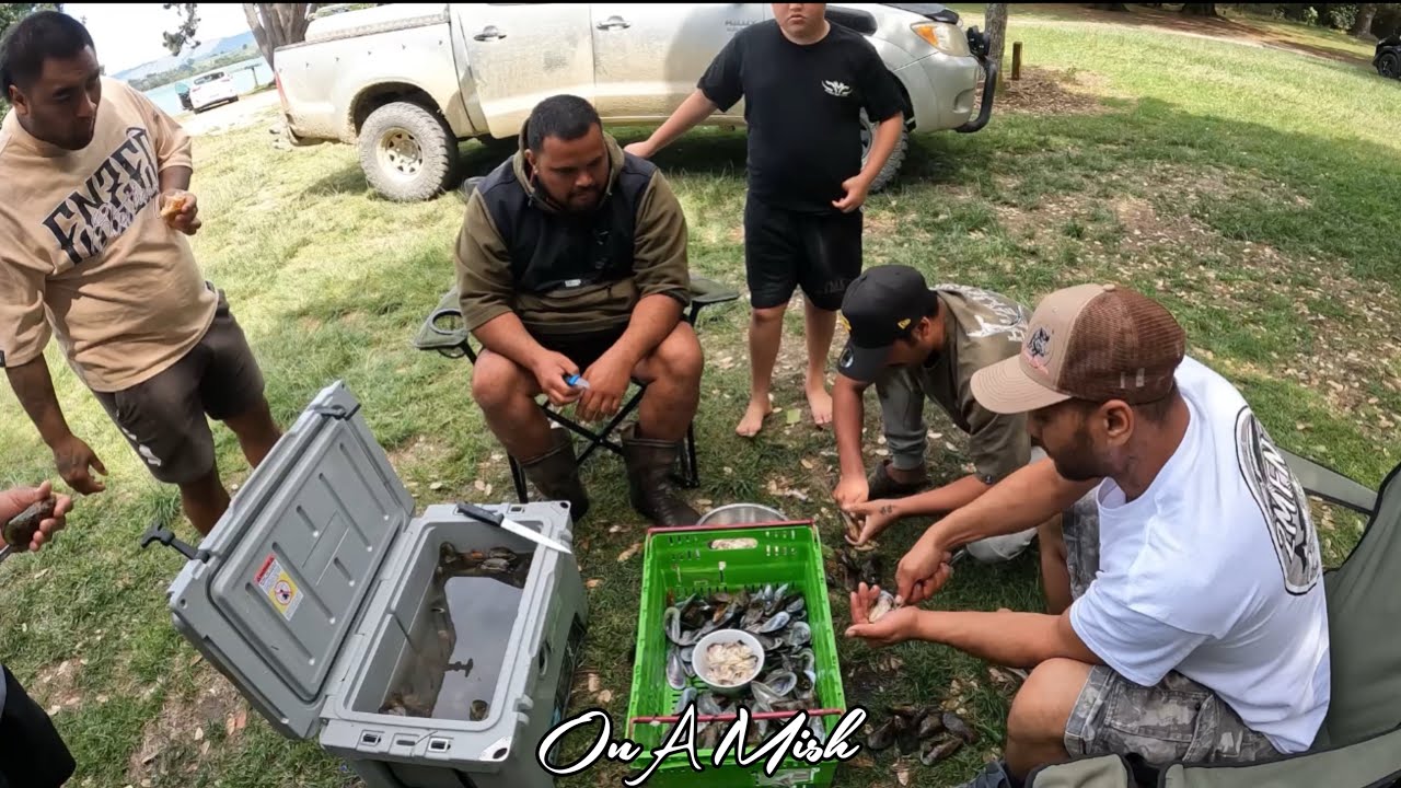 On A Mish (Ōhope Beach)(EastCoast)(BrotherHood)(DeerHunt)(KaiMoana)(Owhakatoro)(Camping)