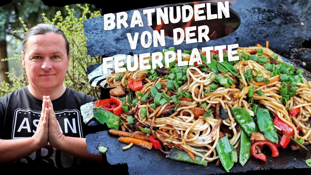 BRATNUDELN mit Hähnchen von der FEUERPLATTE - einmal zum Mitnehmen bitte!