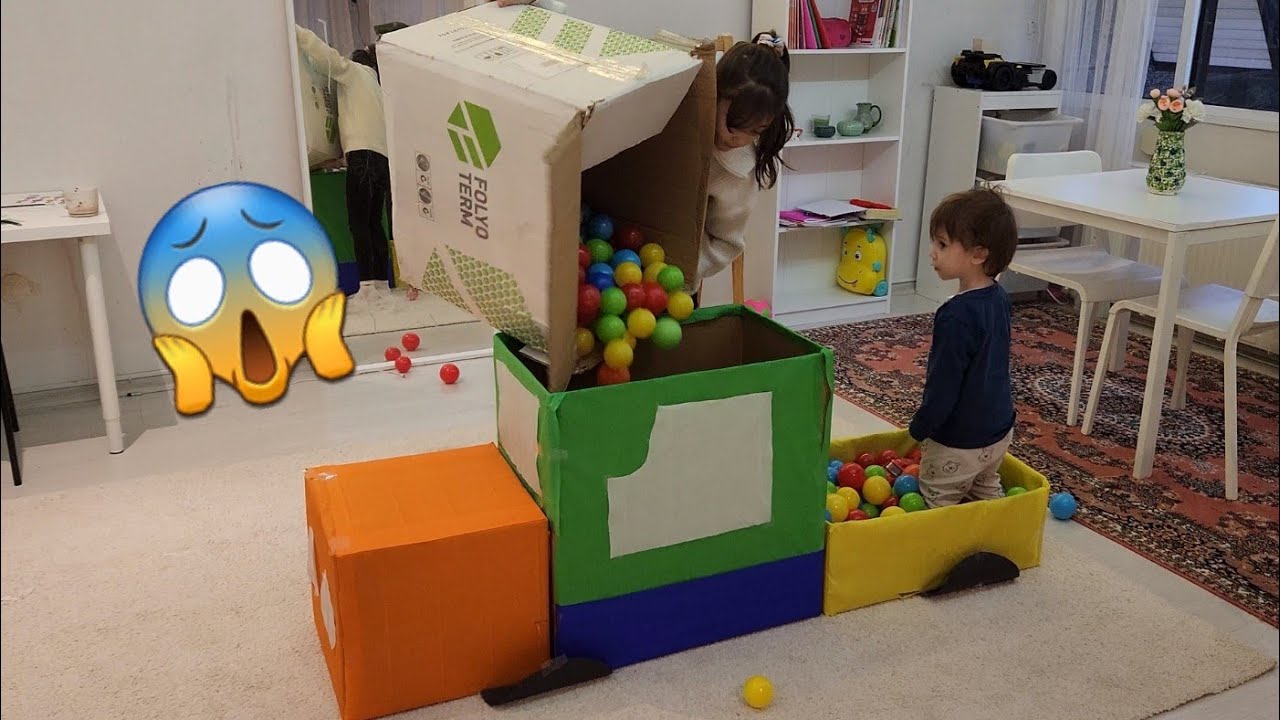 Tufan Eylül Ablasıyla Kartondan Oyuncak Araba Yaptı İçine Renkli Toplar Doldurdu | fun kids video