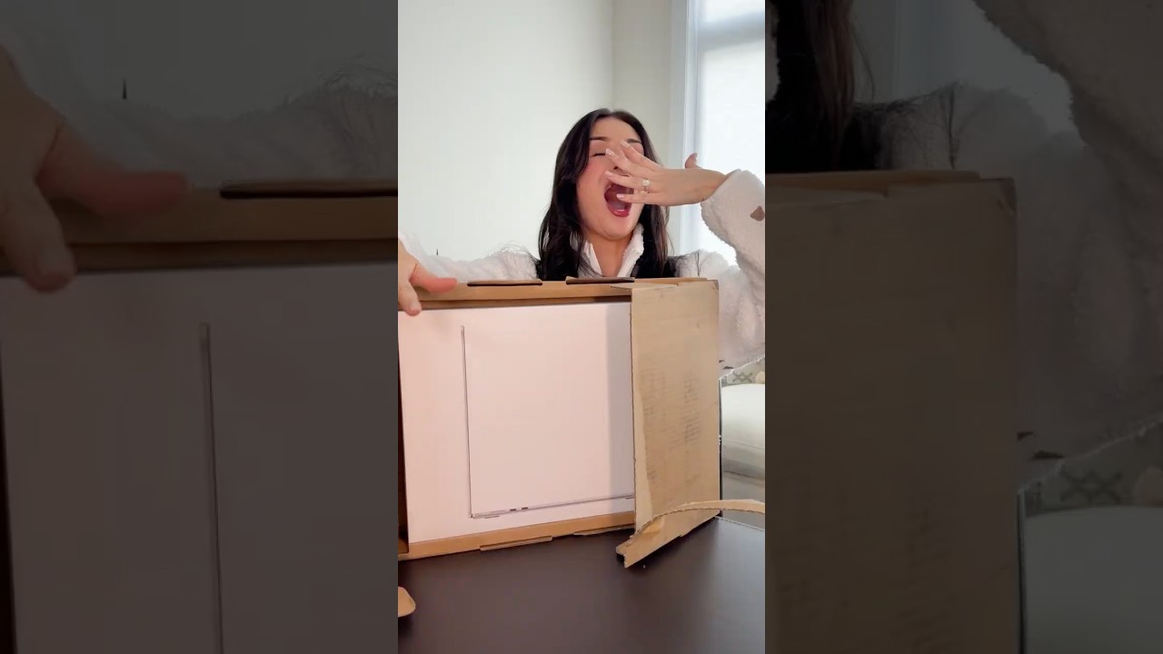 Распакуйте мой MacBook вместе со мной! 💻📦💗 #macbookair #macbookunboxing #newmacbook