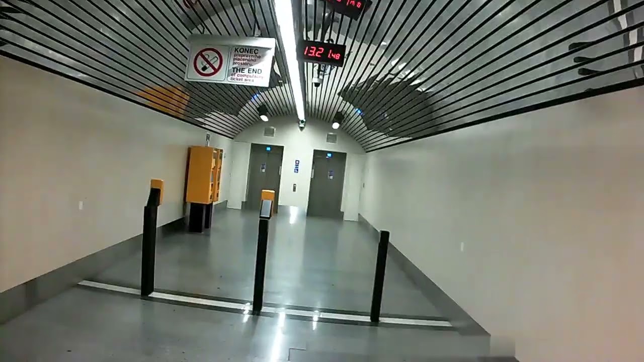 metro Karlovo náměstí - výtah (E10)