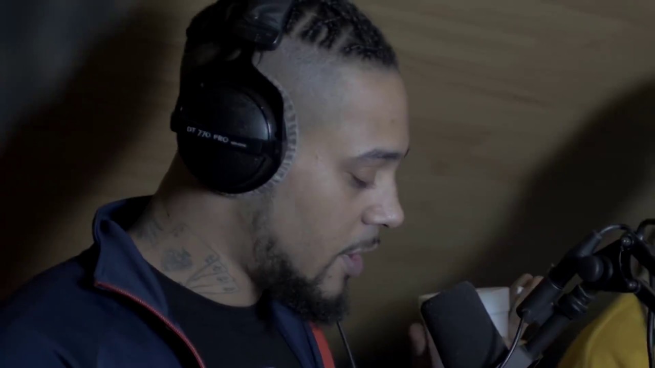 JOHN DESS - Freestyle dans COUVRE FEU sur OKLM RADIO 1