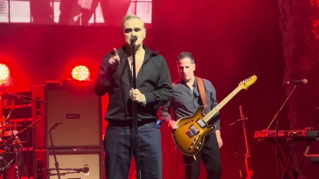 Morrissey - Shoplifters of the World, Tucson AZ 10/21/2025 live
