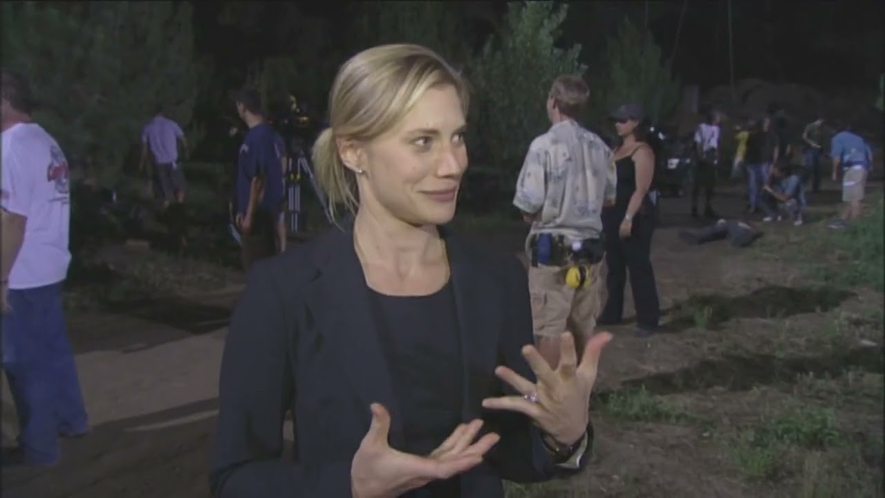 24 Dana Walsh, Cole - Behind The Scenes