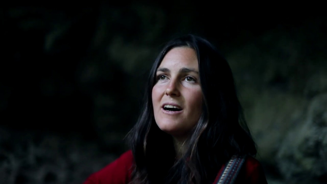 Lua Maria – Oak Tree (live in the La Zarza forest)