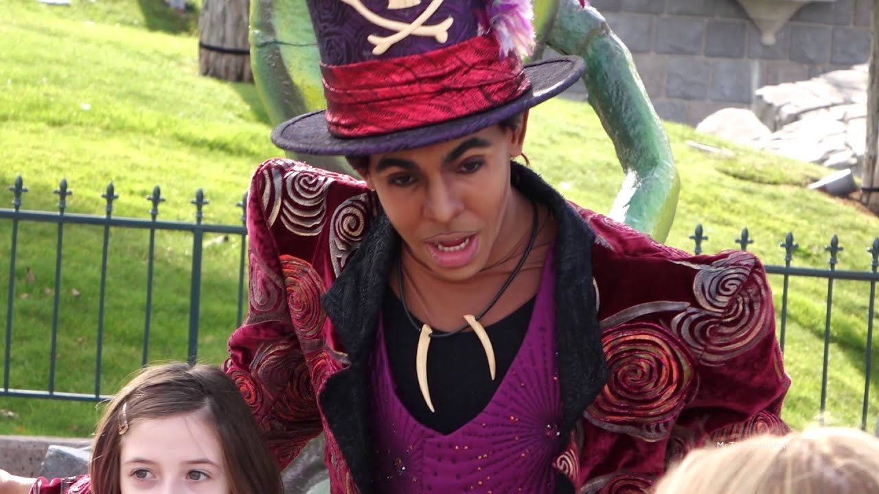 Dr.Facilier Halloween at Disneyland Paris 2015.  :)