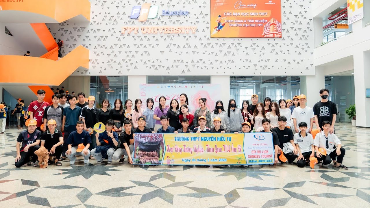 Class budding cùng 12a7 và trường THPT Nguyễn Hiếu Tự 
