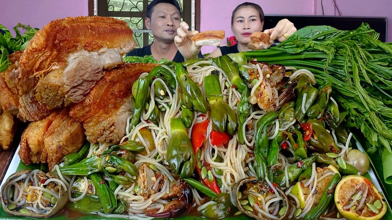 ตำซั่วข้าวปุ้นไส่ปูนาดองผักก้านจองลวกกินกับหมูสามชั้นทอดกรอบนอกนุ่มในจ้า|22 กุมภาพันธ์ 2026