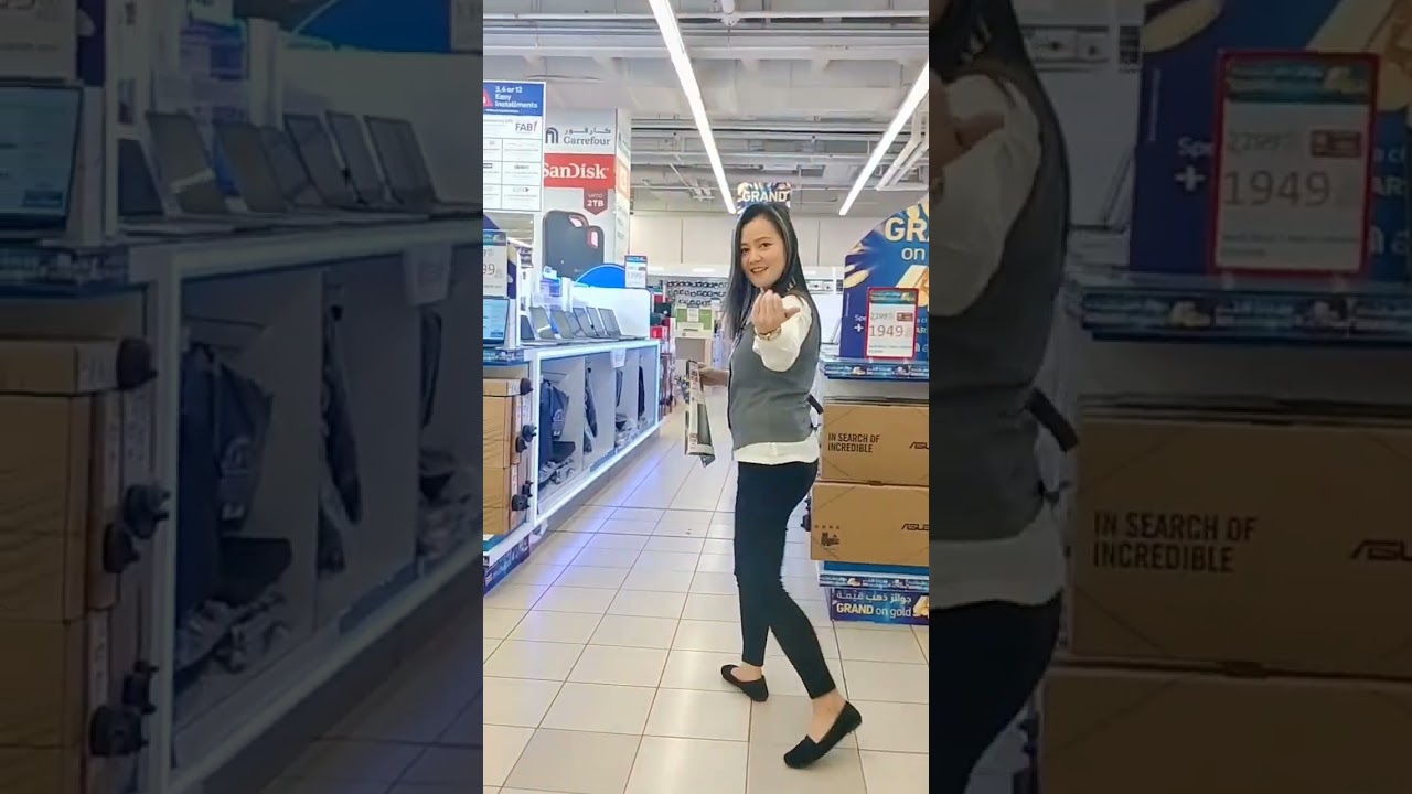 DSF promotion only at Carrefour #carrefouruae #behindthescenes