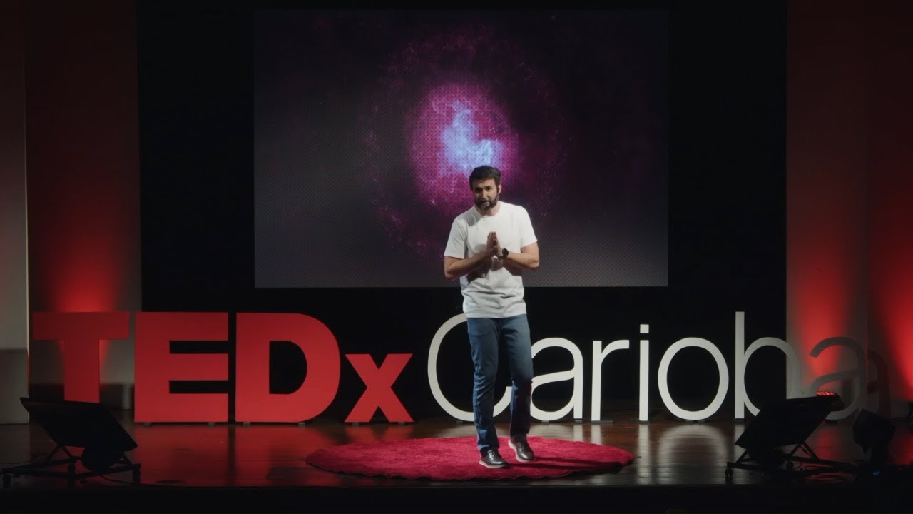 Nunca é Tarde Para Escrever Uma Nova História | Hugo Farias | TEDxCarioba