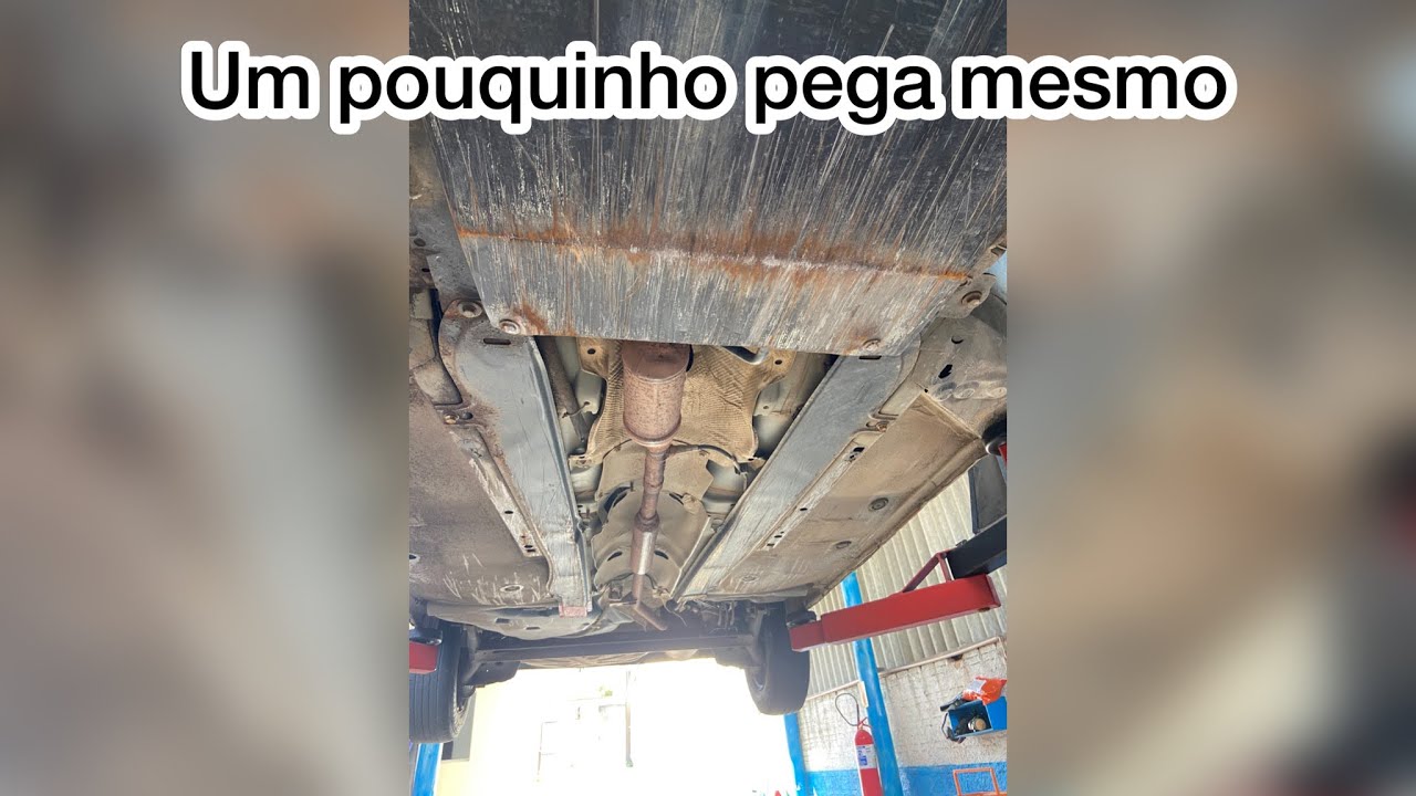 Como Est&aacute; Meu Carro Por Baixo E Troca De &Oacute;leo (Clio 1.0 16v 2016)