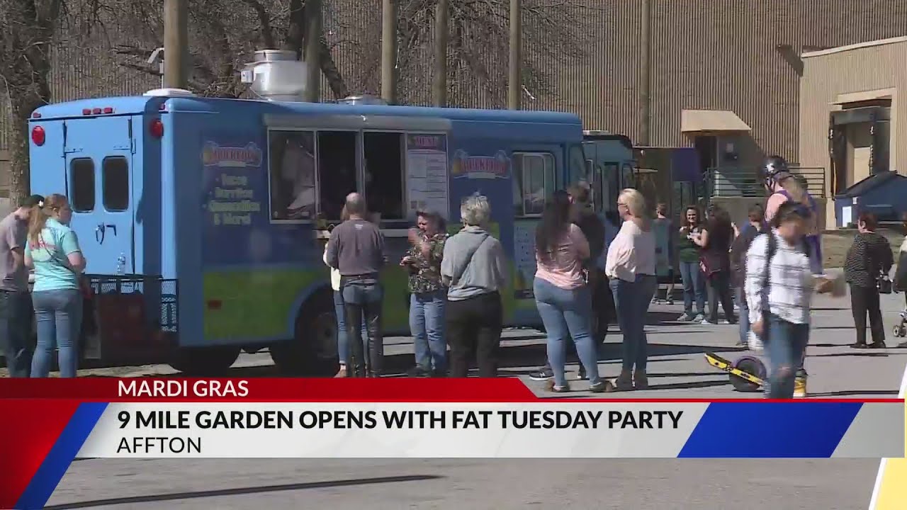 St. Louis celebrates Mardi Gras and March sunshine