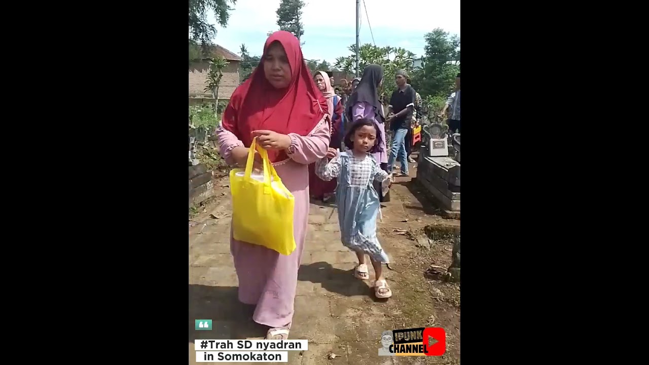 Trah Somodikromo nyadran in Somokaton
