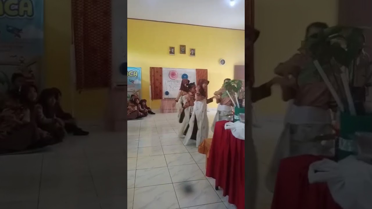 TARI, Pembagian rapor semester ganjil kls 3A
