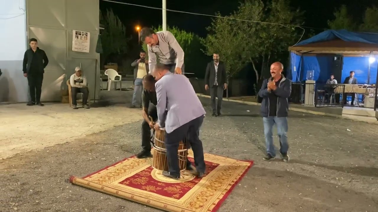 ÖZKAN DURAKOĞLU ÇALAR TEBERLER OYNAR - PATİS BAYRAMIN EKİBİ -BALÂ KÖY MUHABBETİ