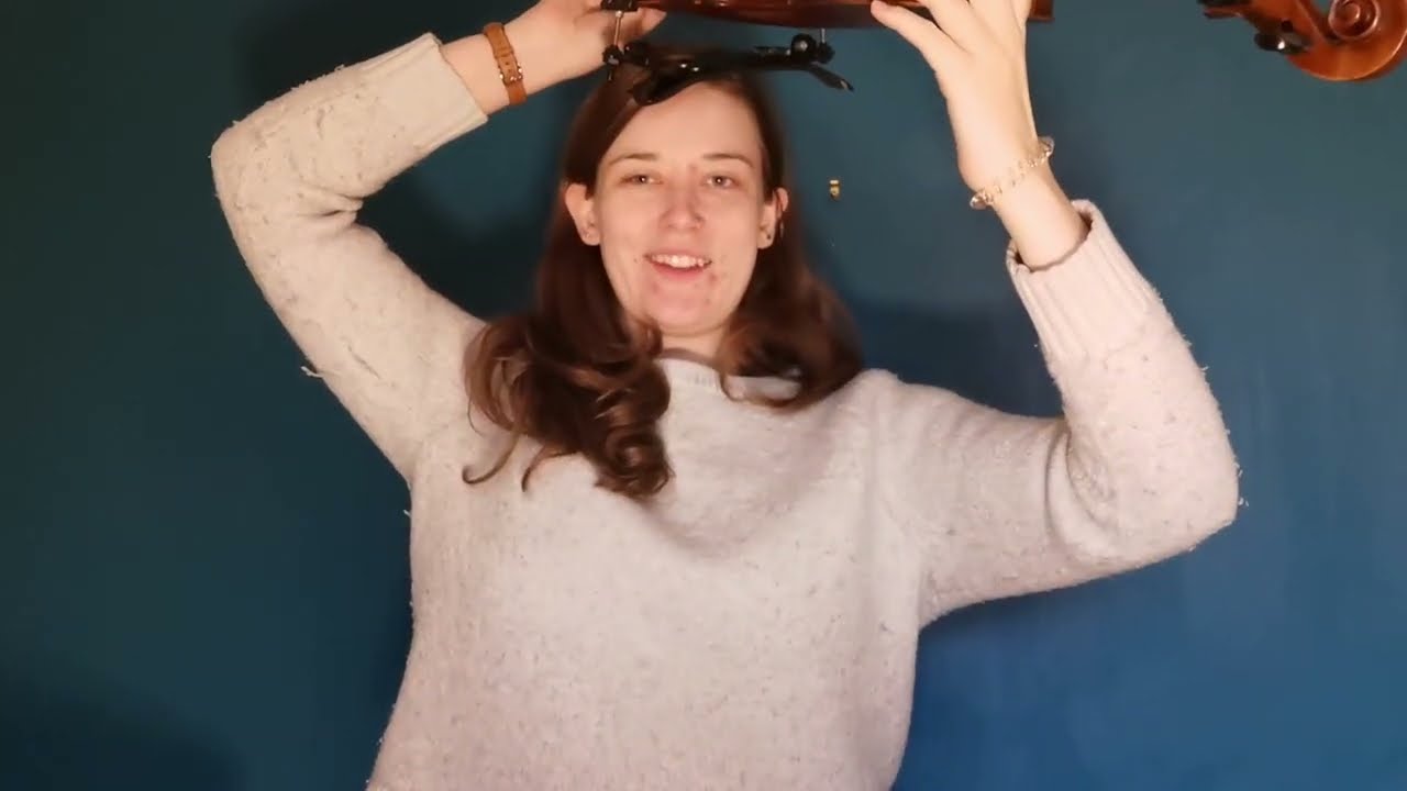 Playing position - How to hold your violin for playing? Beginner violin, fiddle tips