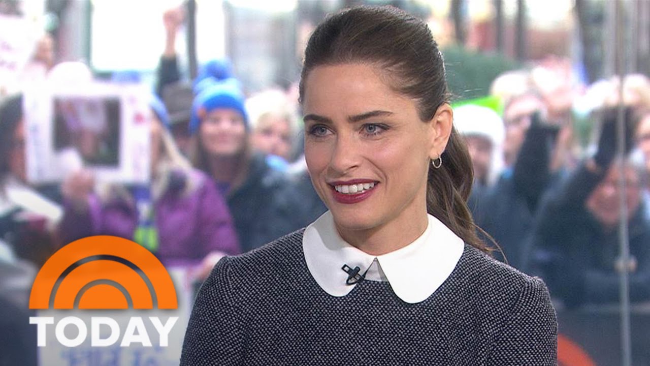 Amanda Peet Writes The Story Of A Jewish Girl Who Loves Santa | TODAY
