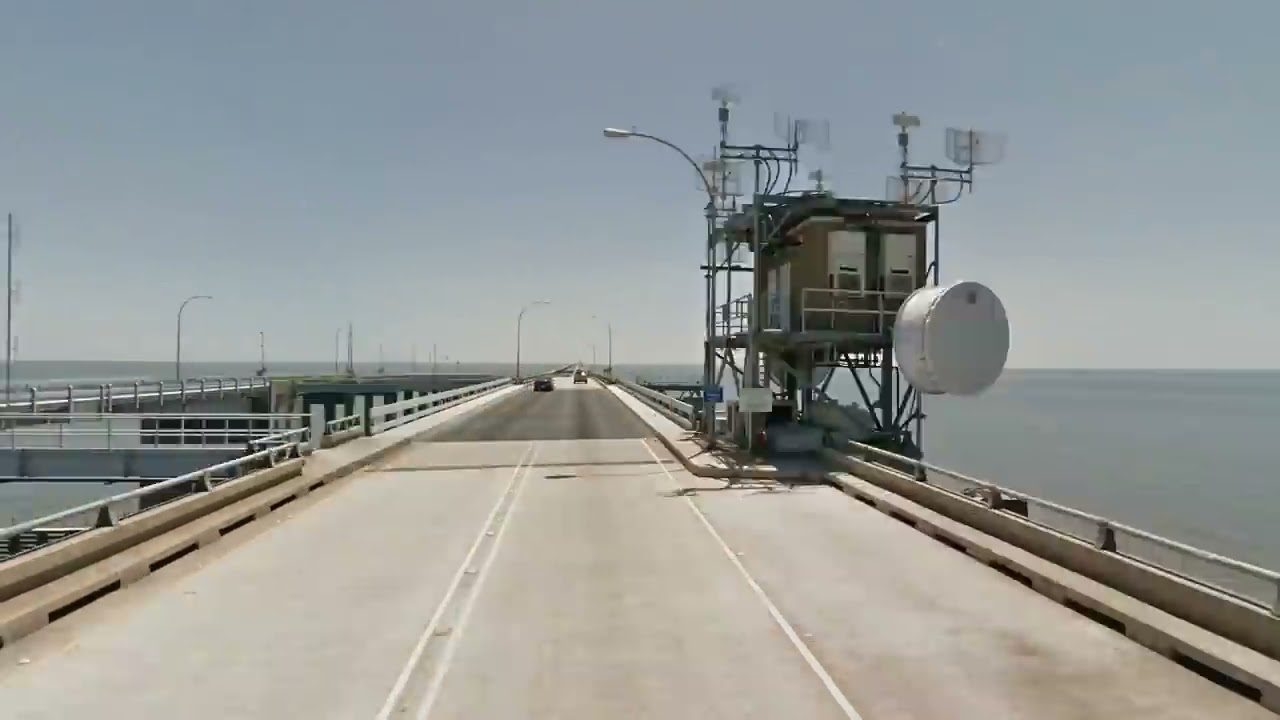 Google street view timelapse.  Lake Pontchartrain Causeway (Louisiana, USA)