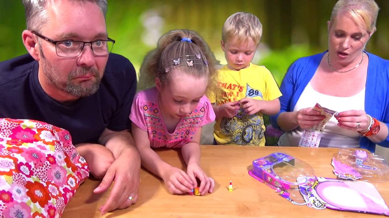 Mega Huge Pass The Parcel - Blind Bag Monday 100