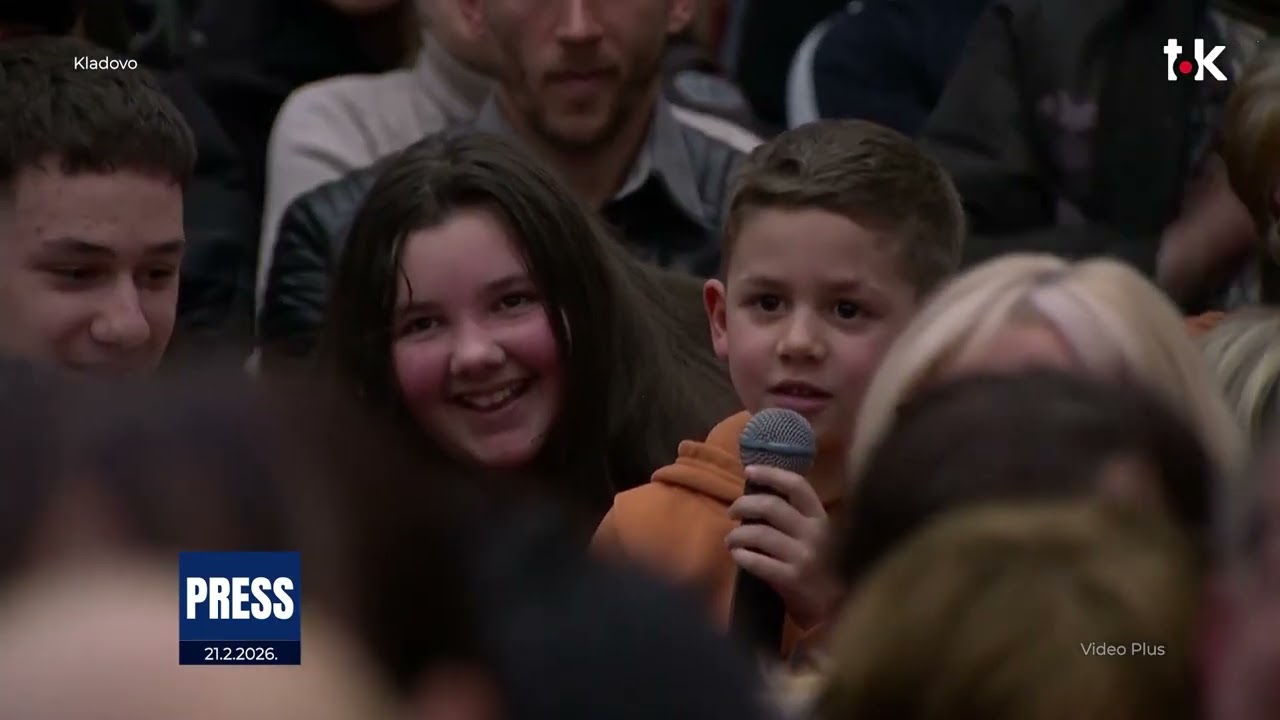 Dječak je imao pitanje za Vučića, a onda se cijela sala oduševila