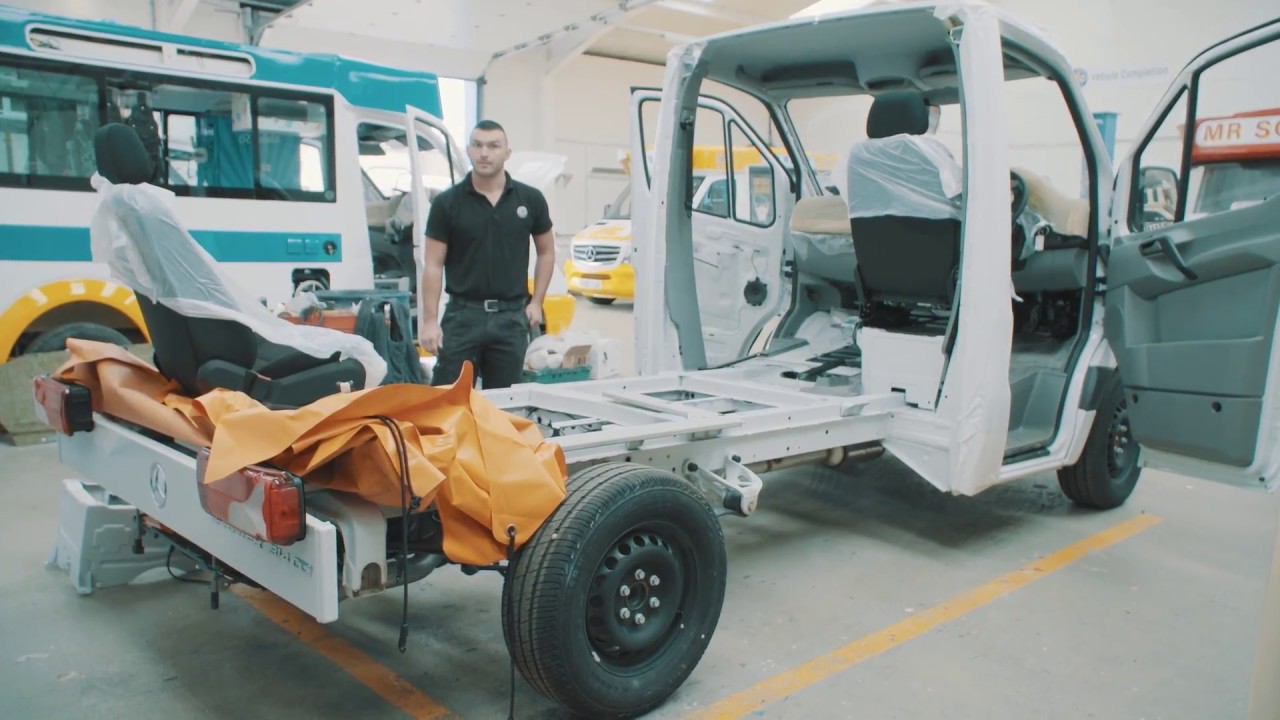 Fitting the Ice Cream Van body to the chassis