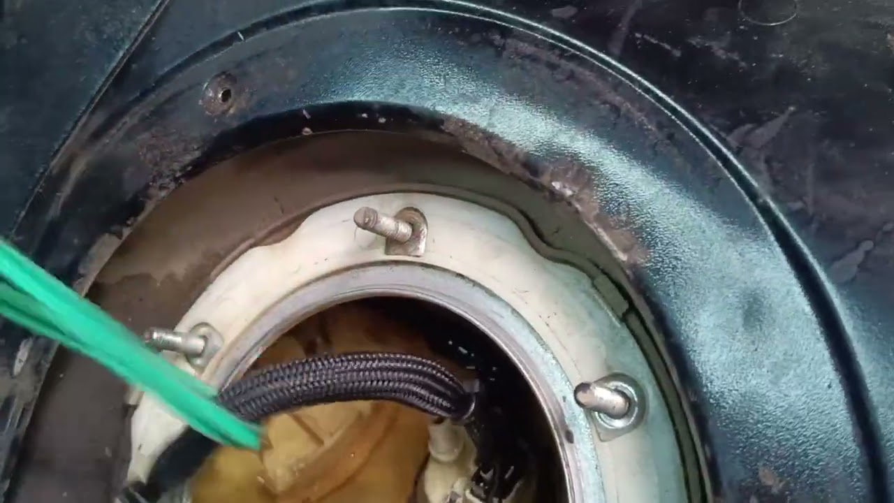 how to replace fuel pump on Mercedes Benz c300