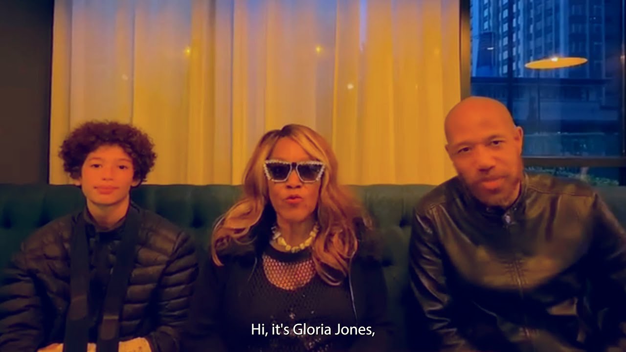 GLORIA JONES MEETS CLUSTERVIEW