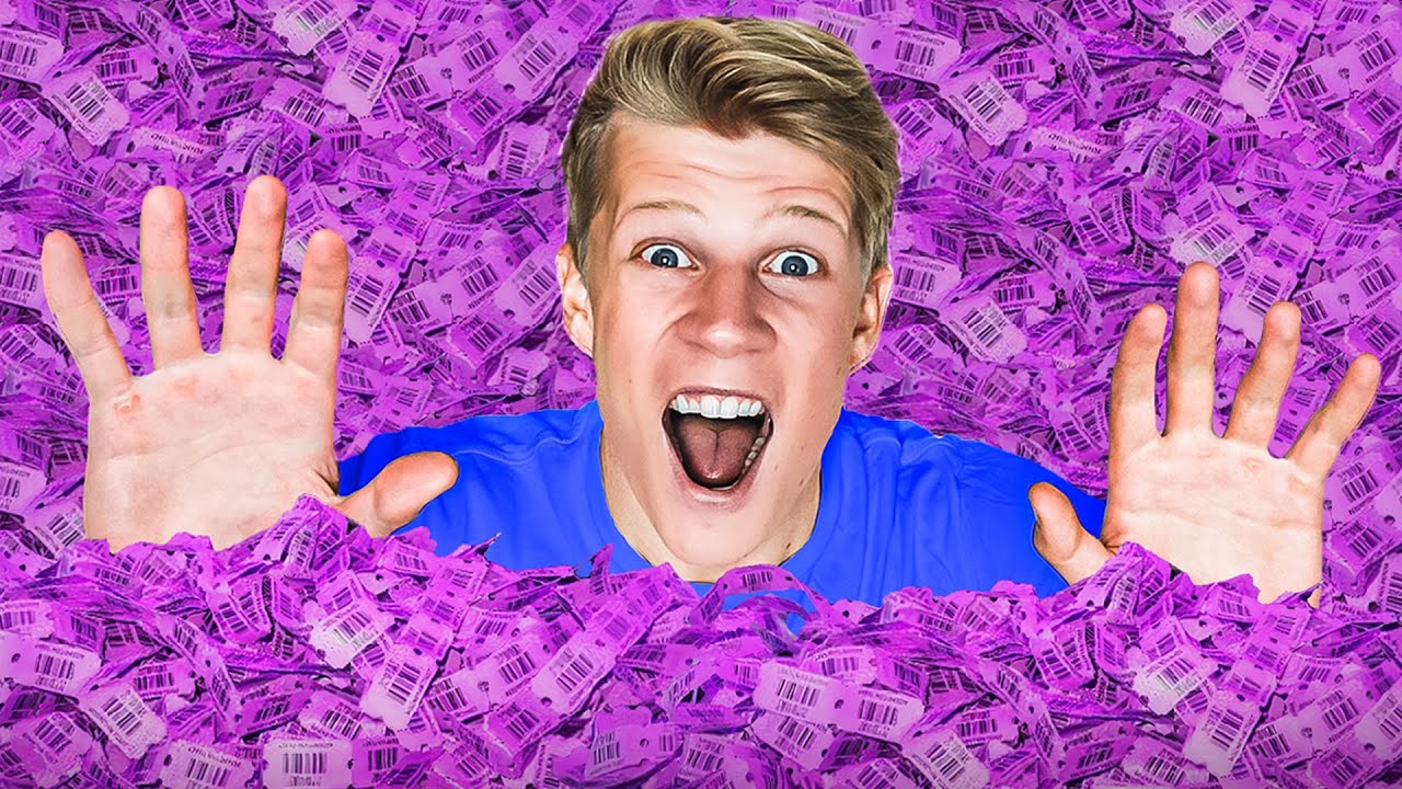 I Won 50,000 Tickets at the Game Hall!