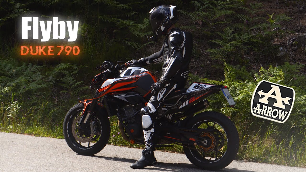 KTM Duke 790 Flyby - Arrow exhaust