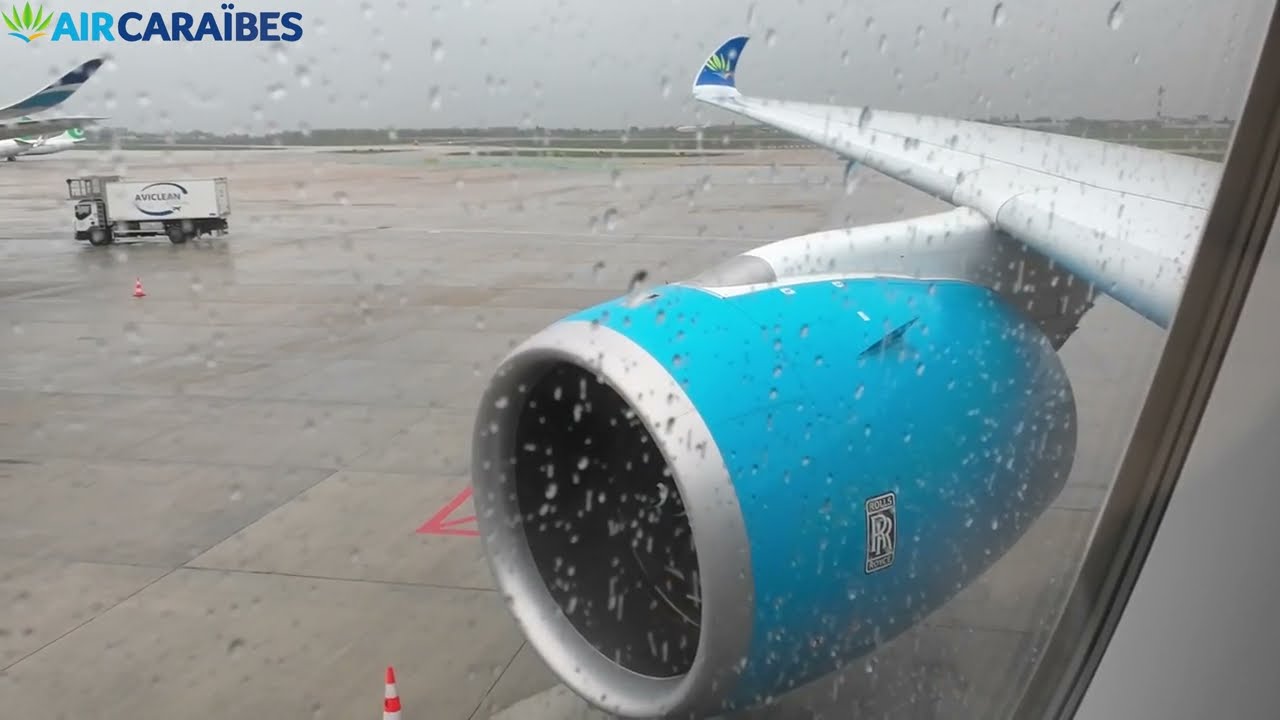 [FLIGHTREPORT] AIRCARAIBES | TX516 | F-HSIS | PARIS ORLY (ORY) ✈ TAKEOFF [4K]