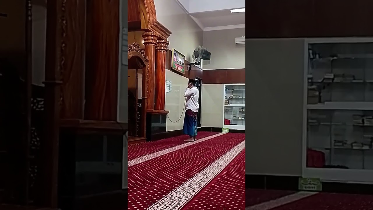 Masyaallah suaranya tinggi banget Adan Isa di masjid Al ikhlas Jelambar Edi anak Lampung perantou