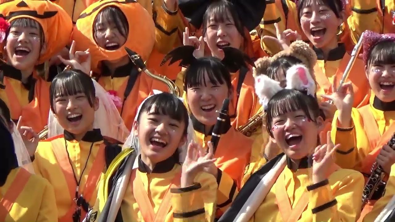 京都橘高校吹奏楽部＆精華女子記念撮影マーチングカーニバルin別府2023　Kyoto Tachibana　SHS Band ＆　Seika　commemorative　photo in Beppu.