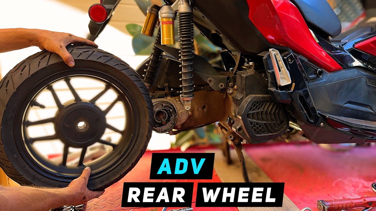 Honda ADV 150 - Rear Wheel Removal / Installation | Mitch's Scooter Stuff