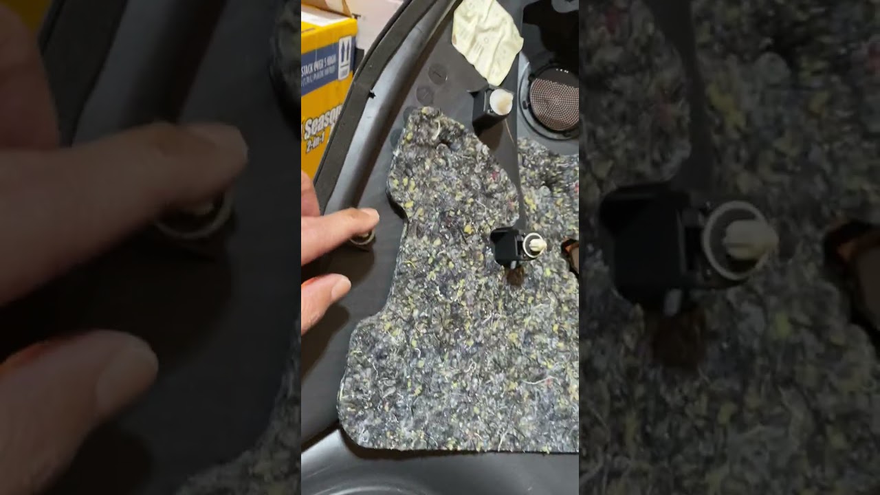 2009 Toyota RAV4 4 Speakers Replacement 