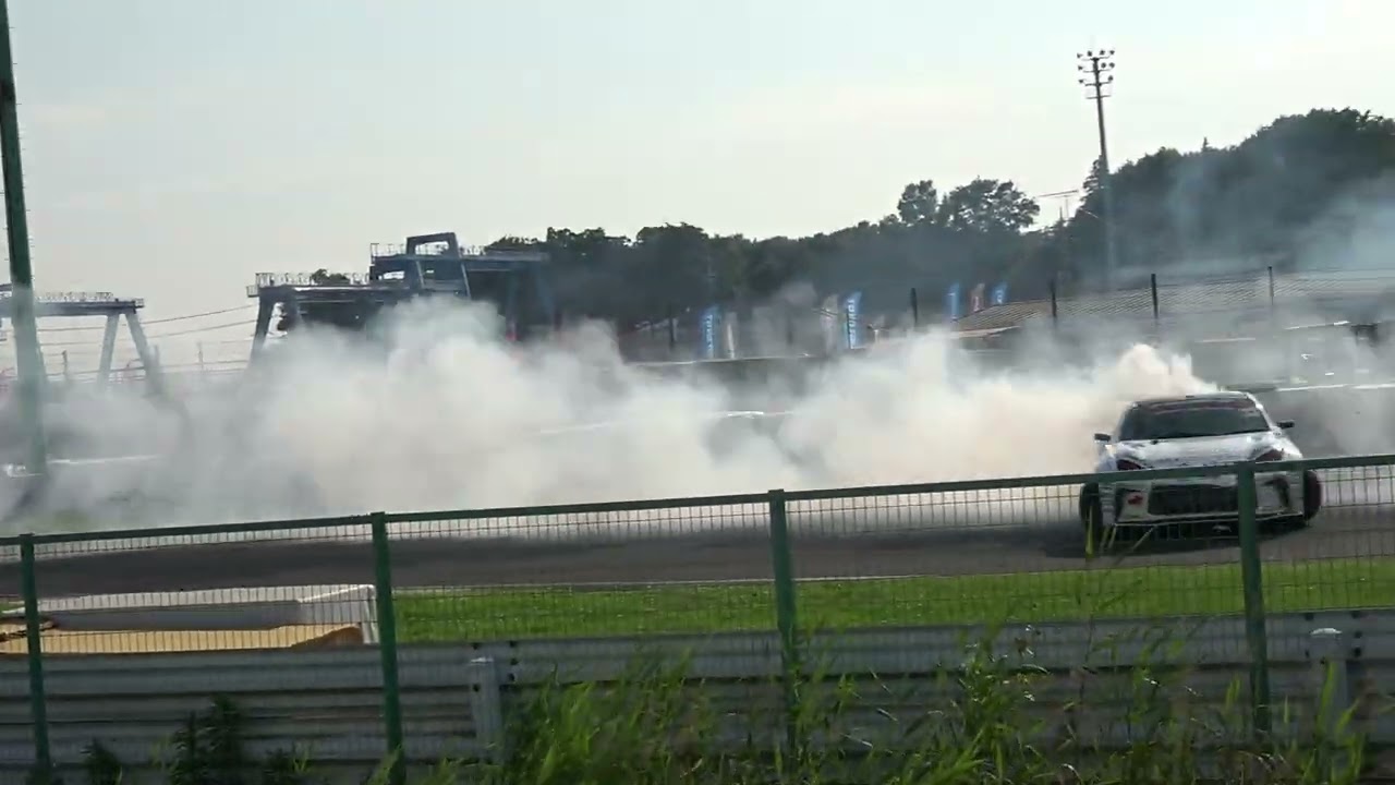 土曜日の D1GP 筑波サーキット 2025 GRAN TURISMO D1 GRAND PRIX SERIES