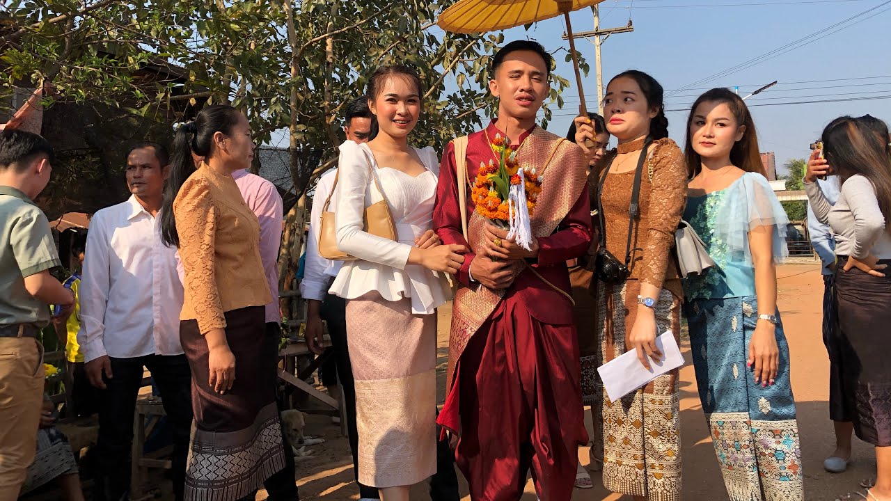 แห่เขยยุ่ลาว ครีมแต่งตัวไปงานดองในรอบ3ปี🇱🇦 ແຫ່ເຂີຍງານແຕ່ງຢູ່ລາວ