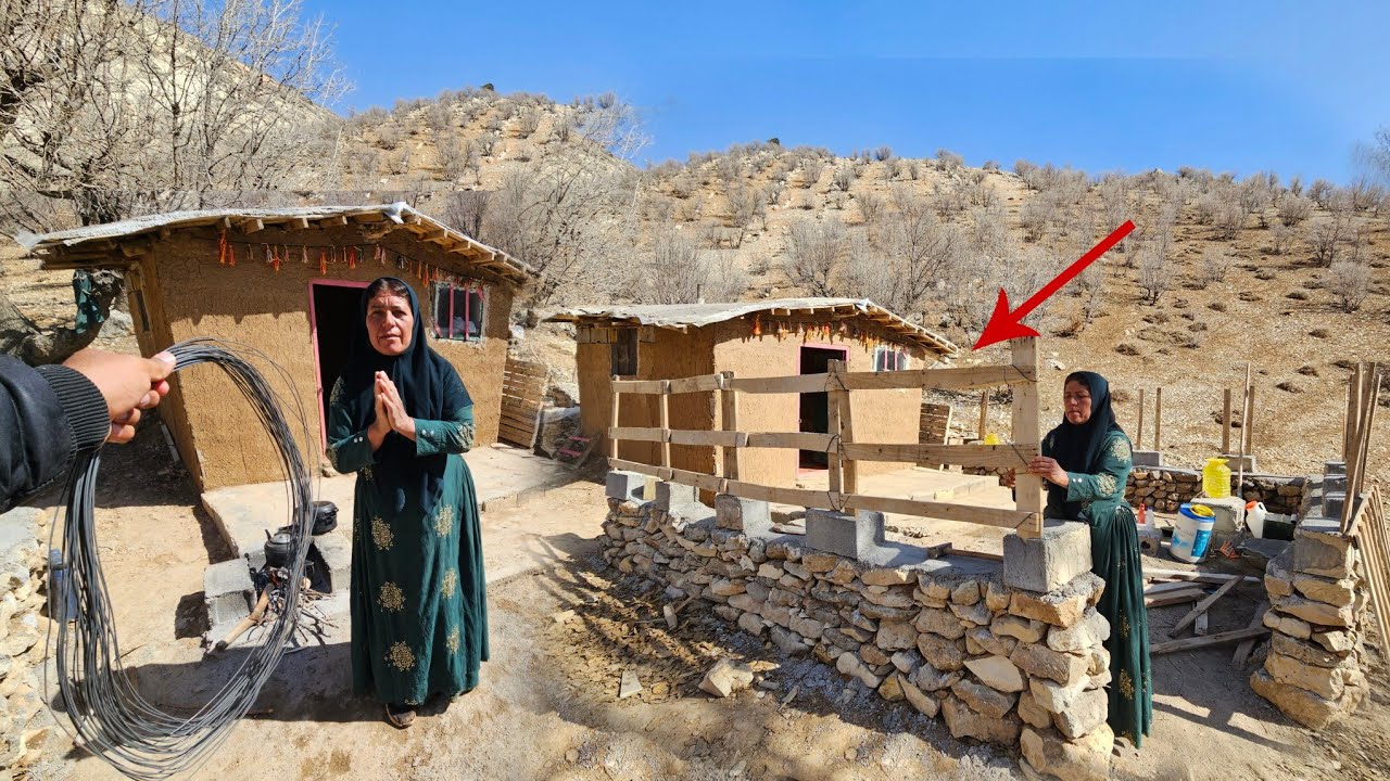 Nomadic grandmother's amazing progress in building a shelter | Operator generosity
