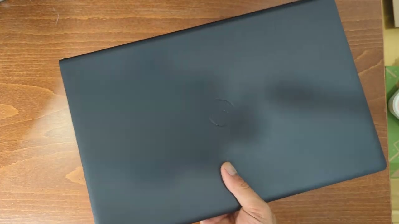 Unboxing Dell 15 2026 laptop - DC15250