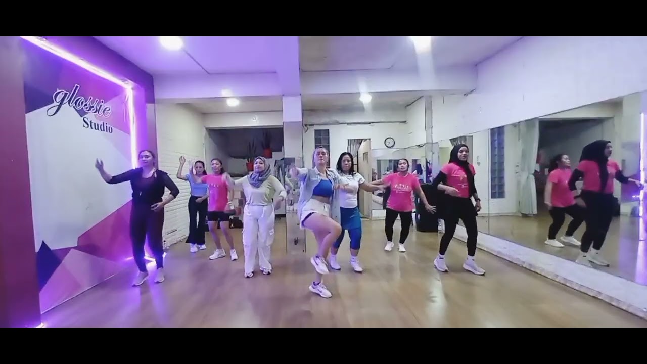 DJ asmara koplo - tiktok viral /dance fitnes / choreo by Christy / studio Glossie