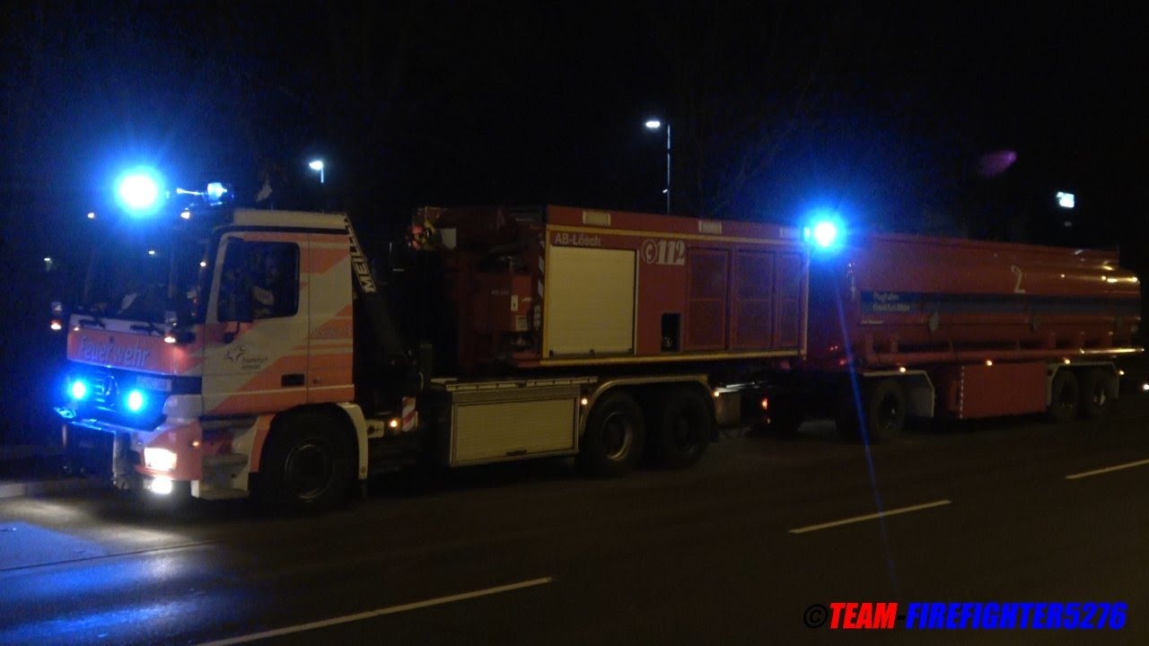 [Brennt Reifenlager - Flughafenfeuerwehr im Einsatz] Einsatzfahrten zum Großbrand in Bad Homburg