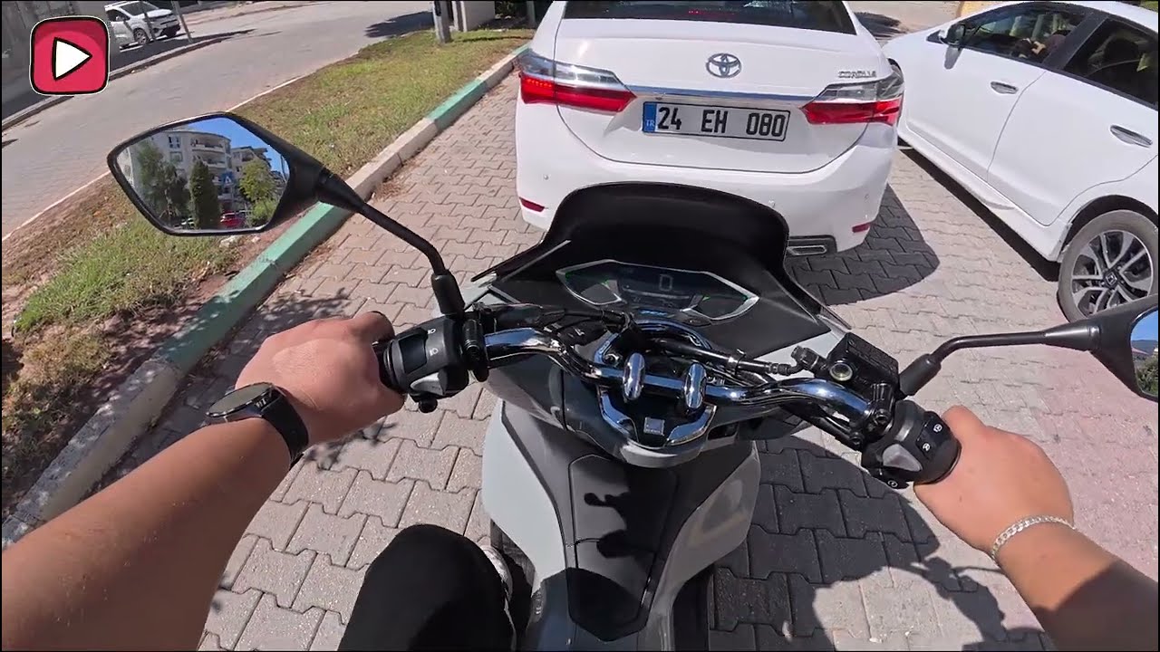 Osmaniye motovlog /  honda pcx 125'e mpbil serviste ara bakım yaptırdık!