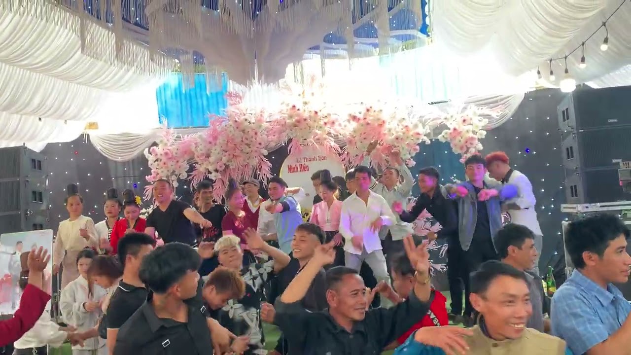 Nhảy Đám Cưới Bản Nậm Pù: Minh Hiên-Kim Cúc