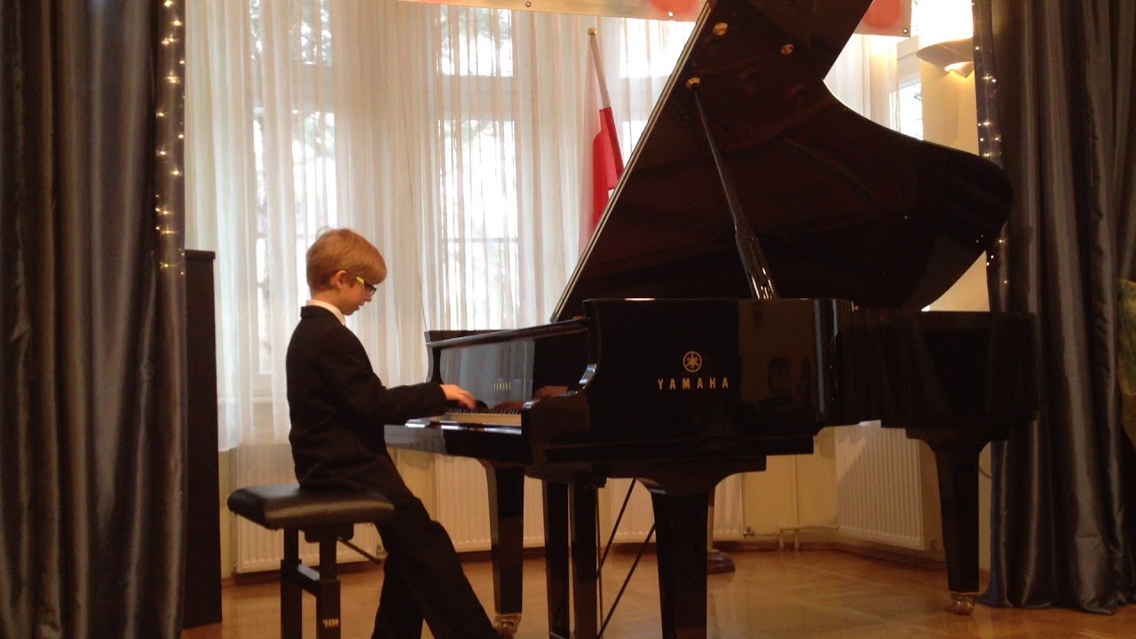 Jan Mróz (lat 8) - konkurs pianistyczny 12-12-2018