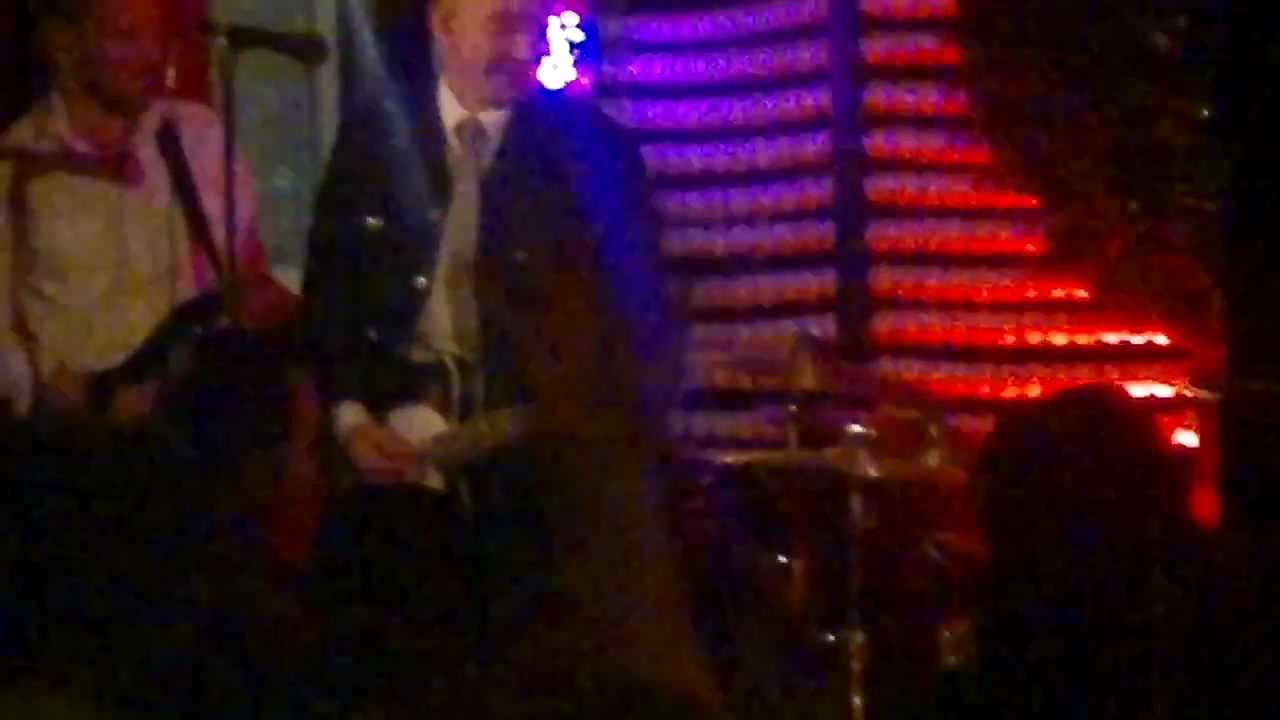 Y&ouml;lintu - Jussi & The Boys (Hotelli Karelia 26.11.2011)
