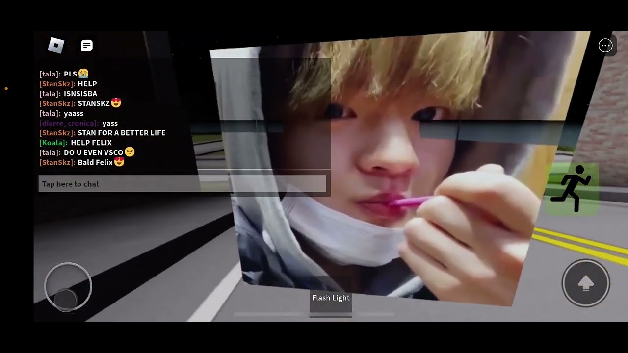 Me getting chased in straykids nextbot😣