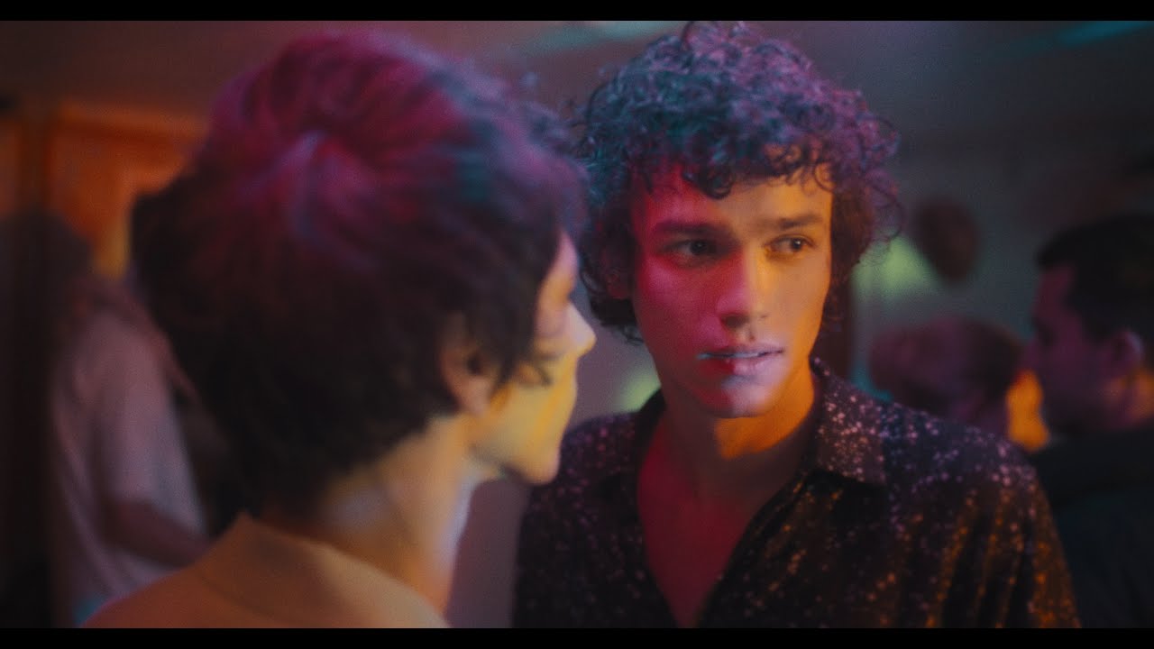 DRACULA EST AMOUREUX - EXTRAIT LIAM & ANATOLE