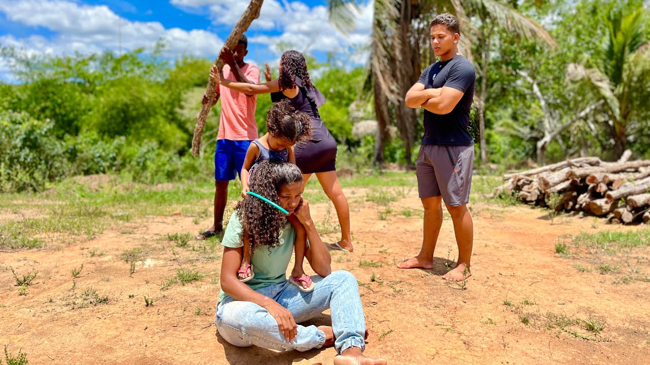 HOMEM ENVIADO POR DEUS AJUDA MULHER NECESSITADA | VEJA😱
