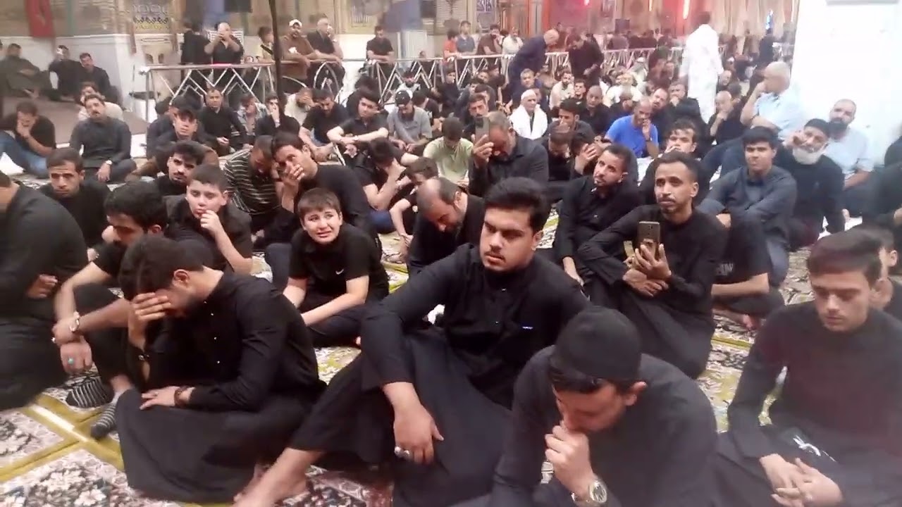 مجلس عزاء ذكر الامام الحسين واخي ابو الفضل العباس في ضريح الامام علي عليه السلام